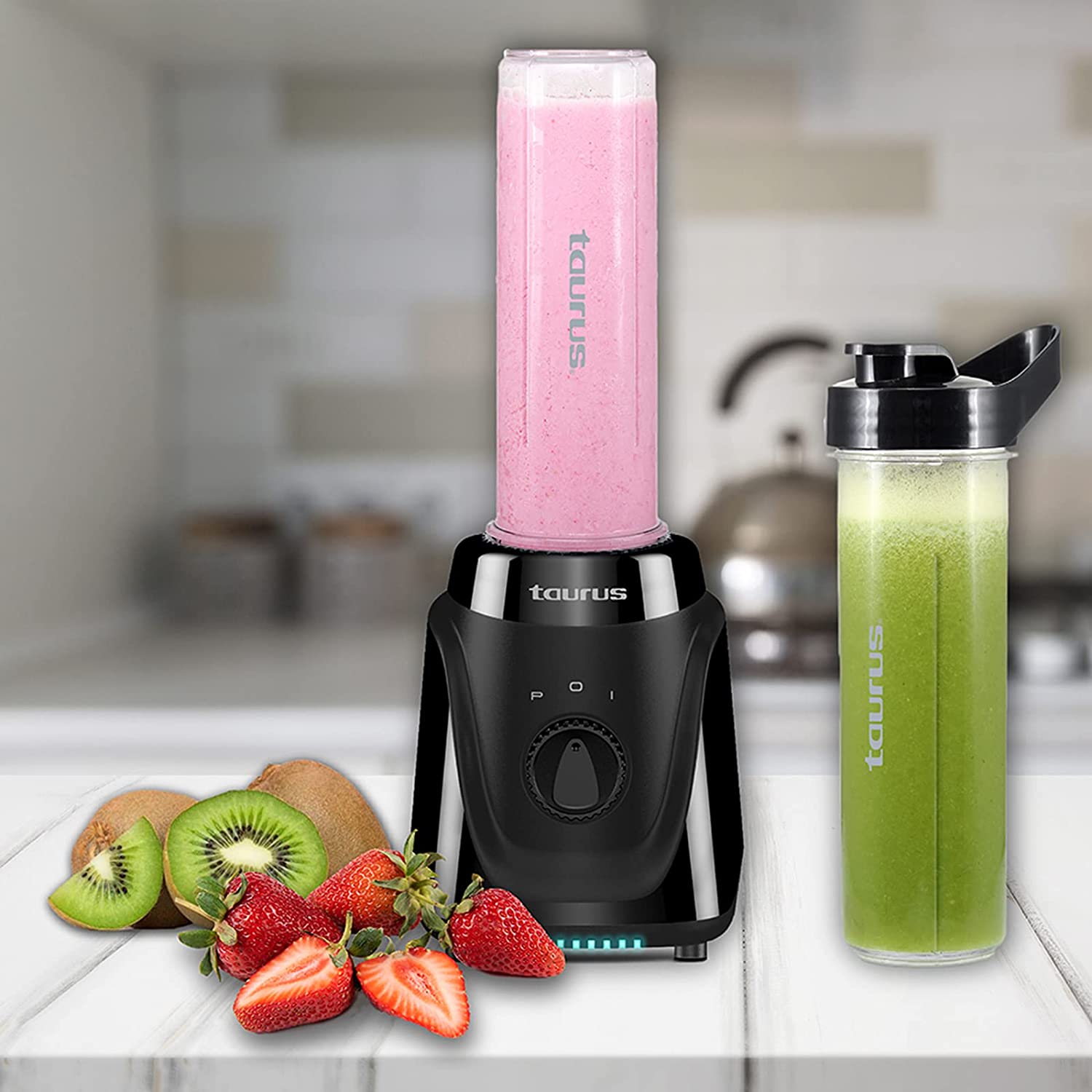 Licuadora Personal Taurus Blender 2Go con 2 Vasos Negro