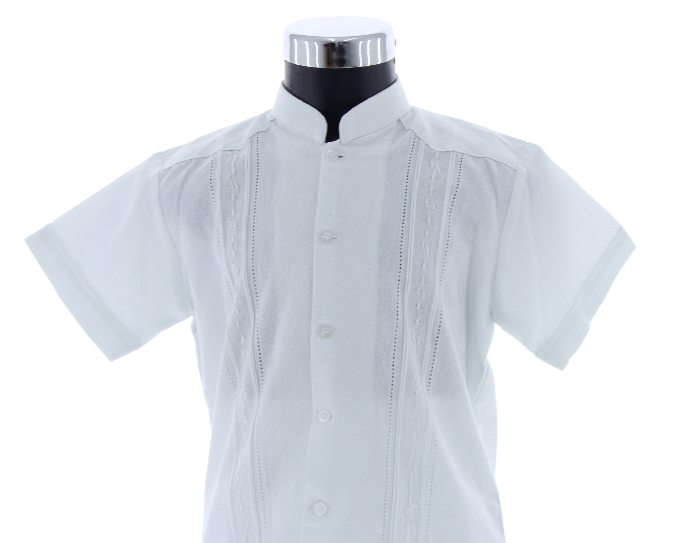 Conjunto de Guayabera Bordada de Manta color Blanco 1 a 6 años.