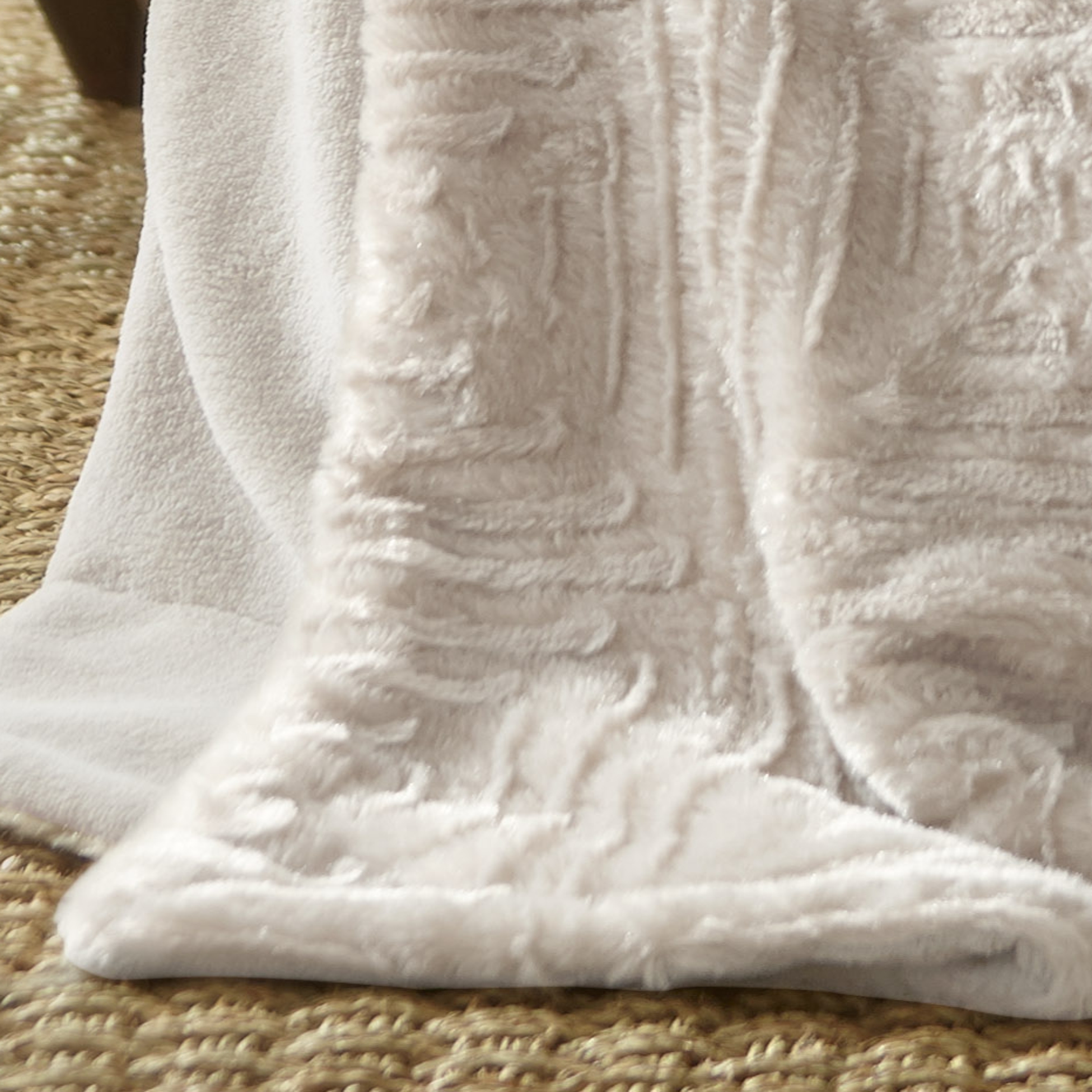 Frazada Manta Aborregada Texturizada Suave Color Arena Claro - Modern Threads