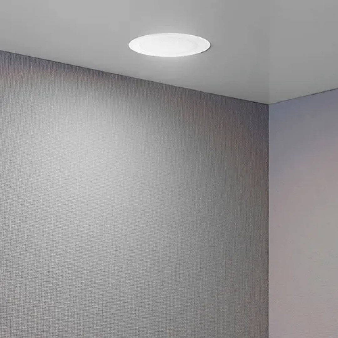 Foco Led Empotrado Plano Blanco Marco Plata Ad-2676 Adir