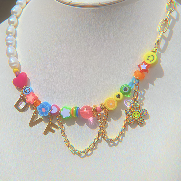 Collar de perlas naturales y abalorios de colores Smiley Carita Feliz cadena dorada Mujer regalo