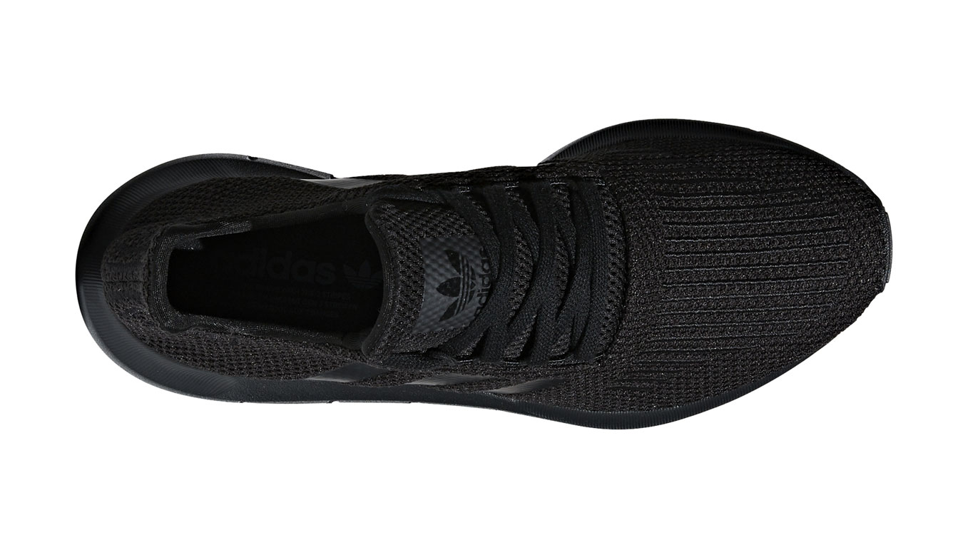 Tenis Adidas Swift Run Black (AQ0863)
