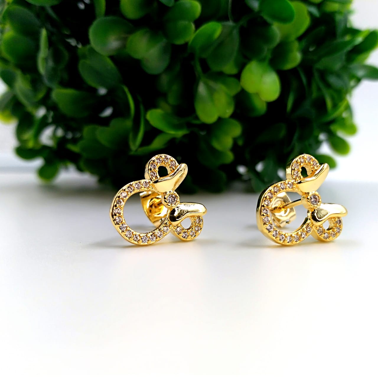Aretes Bijous Marquise Mickey Mouse Zirconia Chapa Oro 18k