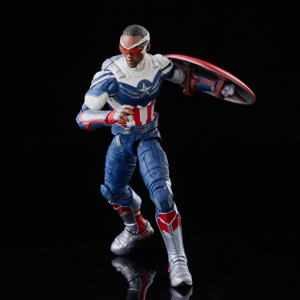 Avengers Marvel Legends 6-Inch Captain America Sam Wilson and Steve Rogers