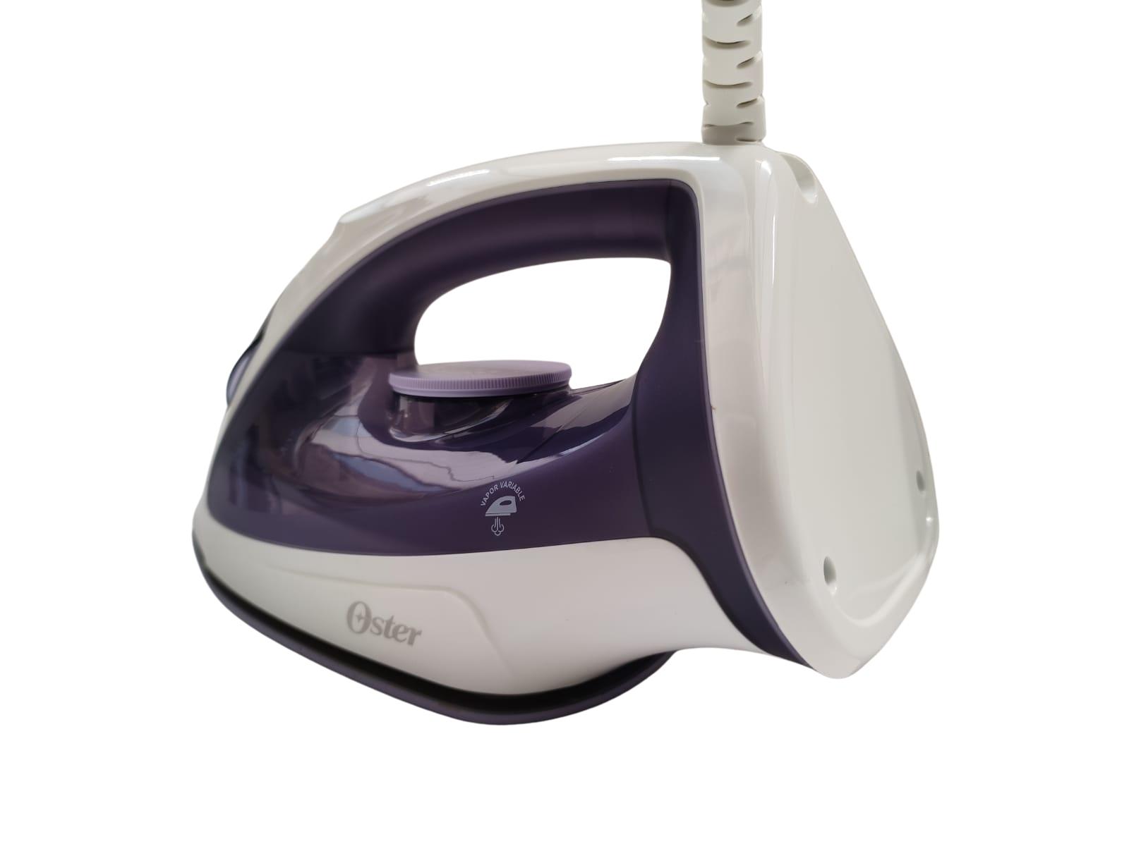 Plancha de Vapor Oster GCSTB3802 Suela Anti-Adherente 