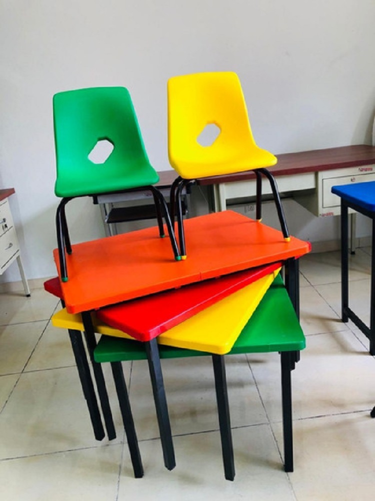 Mesa infantil para preescolar o kinder con cubierta de polipropileno de 60x80