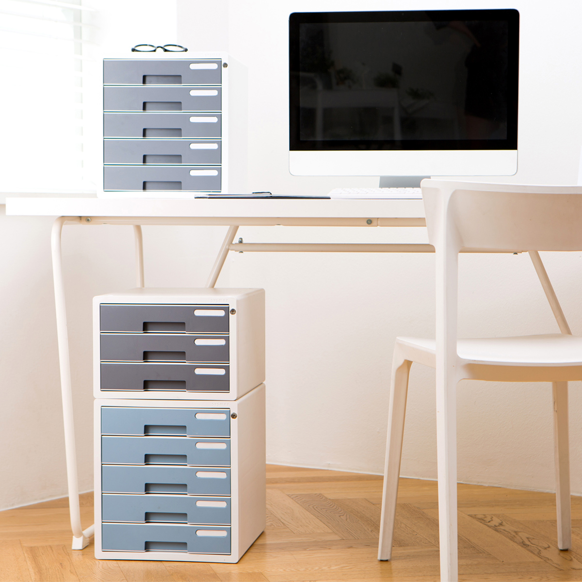 AGBOX Archivero para Escritorio con Cerradura con 5 Cajones Sysmax Gris LTOFF001.