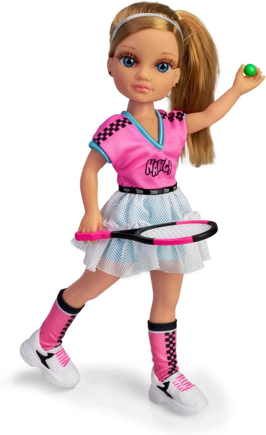 Nancy, un Dia Jugando al Tenis