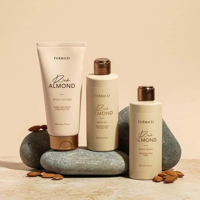 Set Rich Almond Almendras by Farmasi Aceite+ Gel Baño+ Crema 