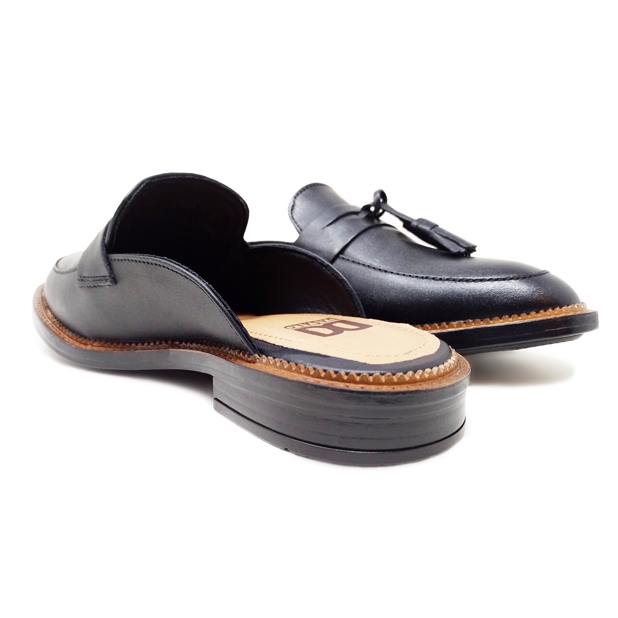 Zapato Tipo Mule Flat Dasalo Negro En Piel Vacuno Para Dama