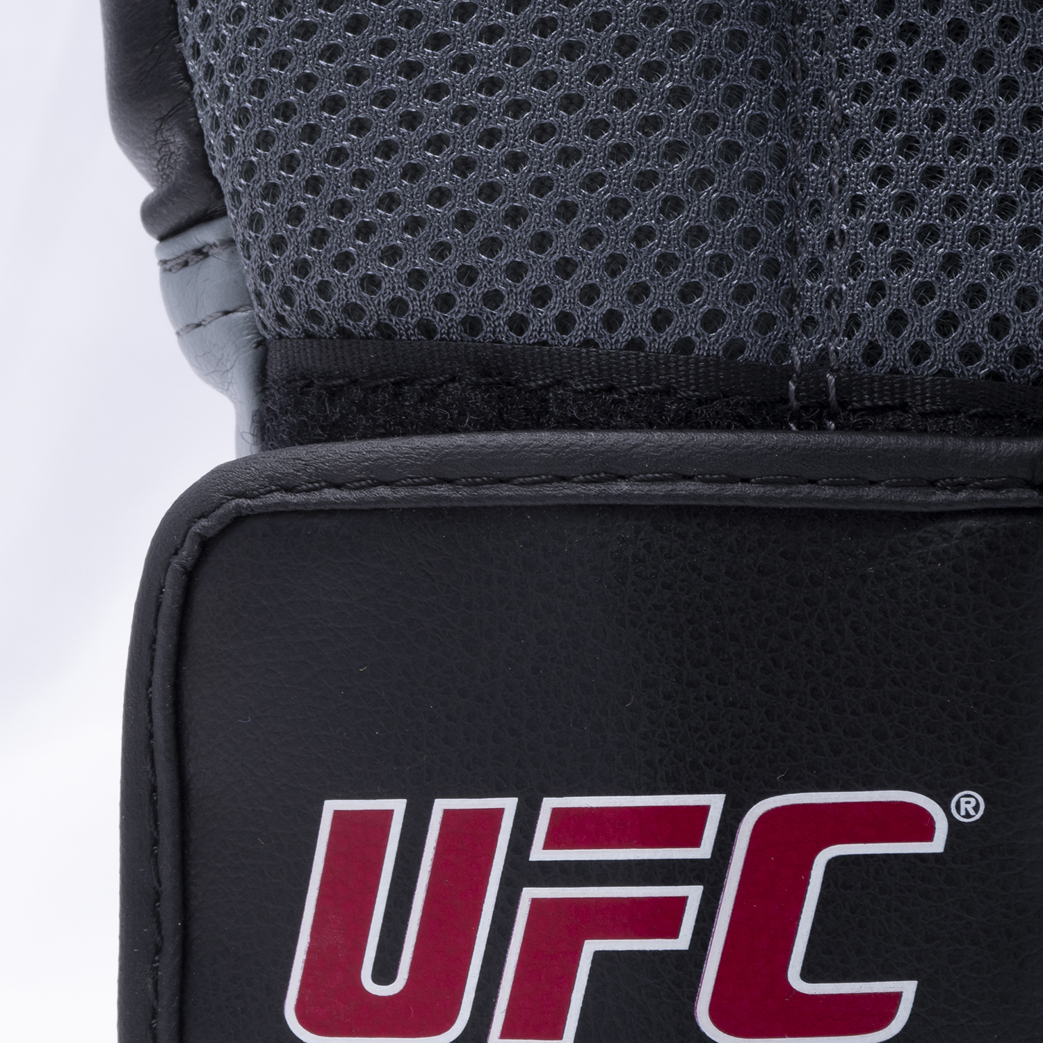 Guantes de Boxeo UFC Hombre Box Muay Thai Negro 14880GRY