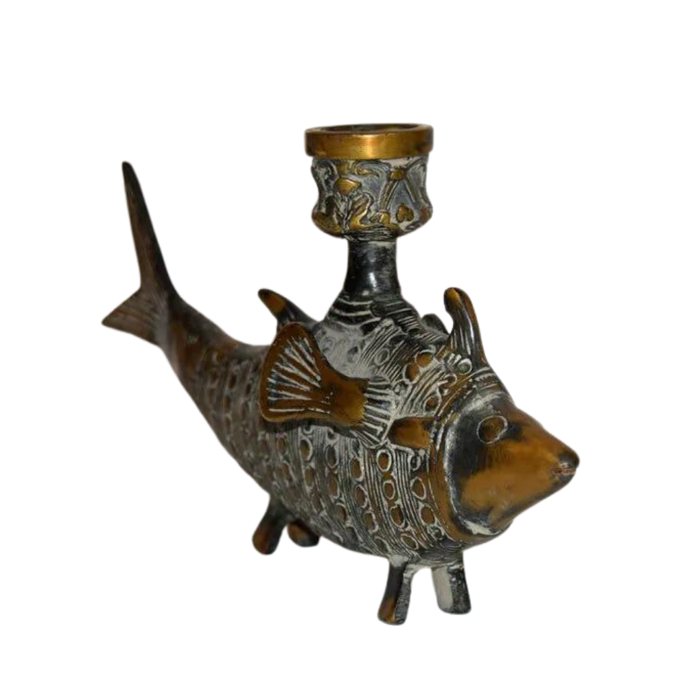 Pez koi de latón macizo Mid-Century, Escultura de bronce y latón - India Tienda