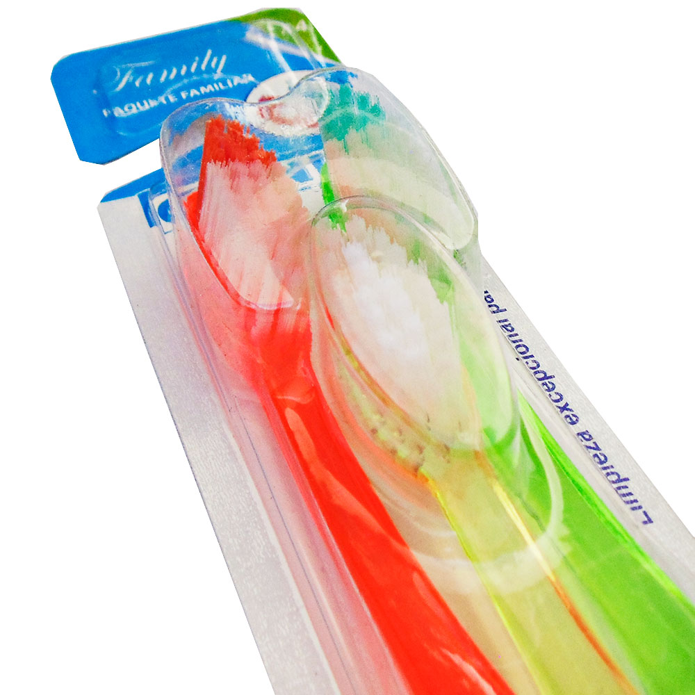 Cepillo De Dientes Paquete Familiar 3 Piezas Clinic Nylon