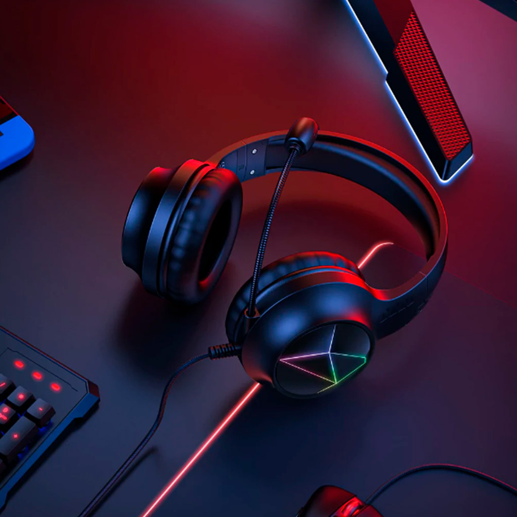 Audifonos gamer con microfono y luz led Onikuma X35 negro