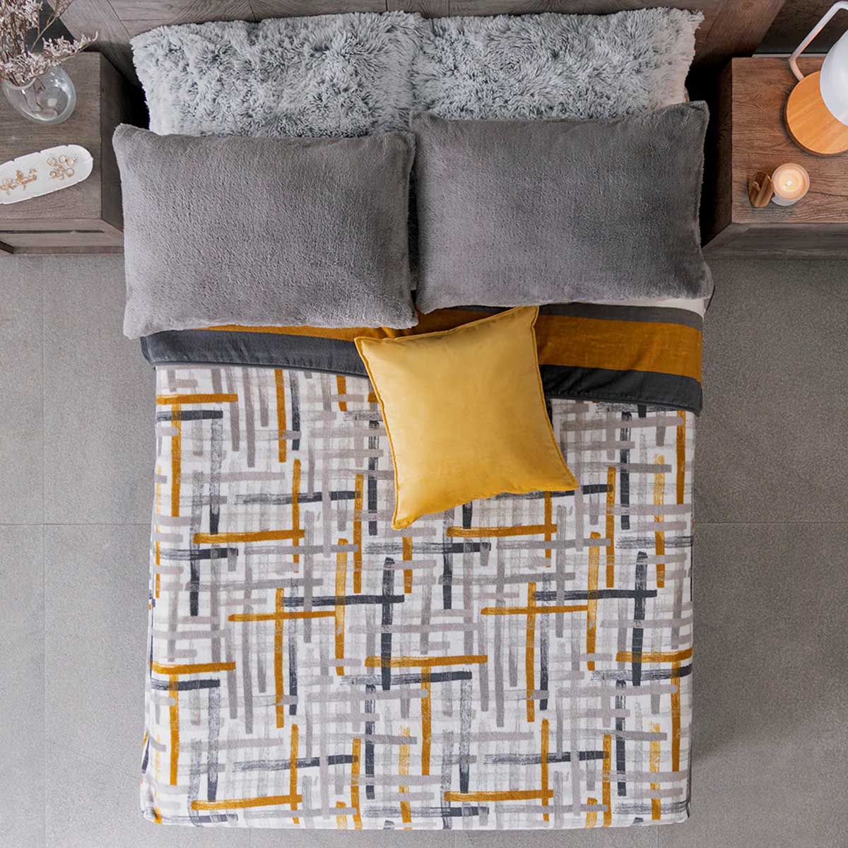 Colcha Individual Ligera | Rayas Amarillas con Gris | Textura tipo cobertor