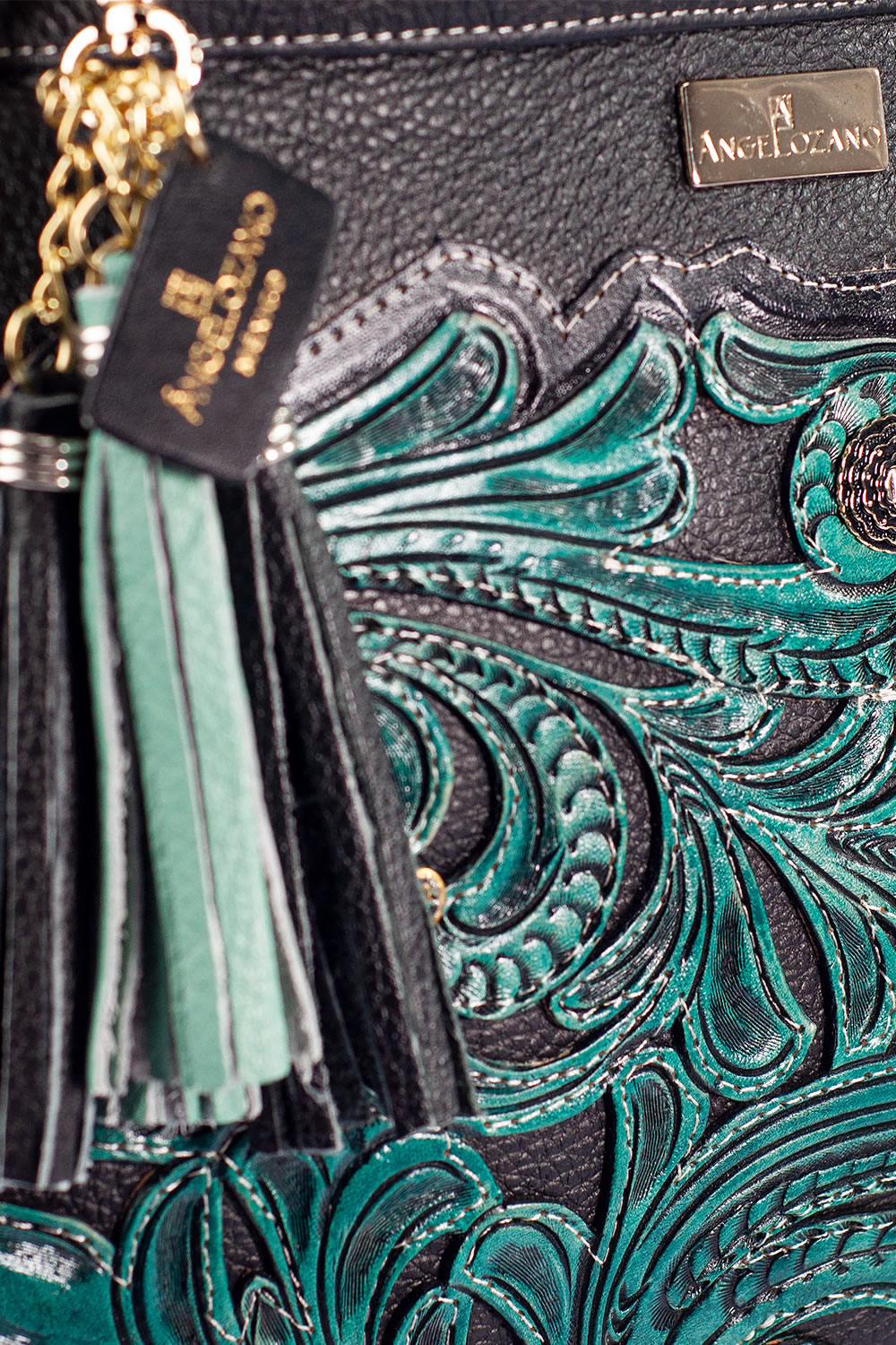 Bolso tipo Tote A ÁNGELOZANO DE piel vacuna con cincelado y pintado a mano, Modelo Maya