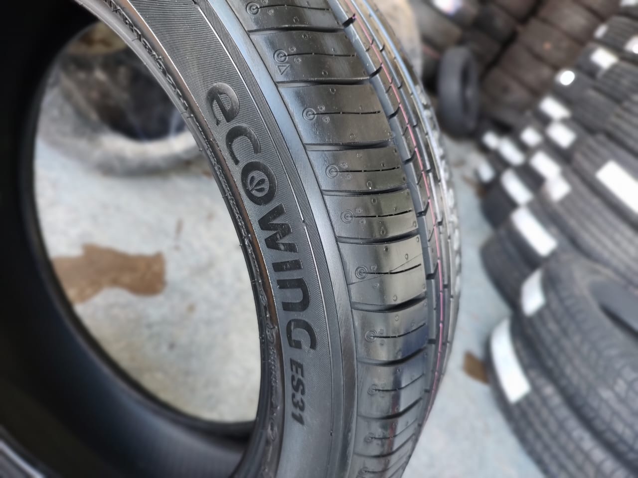LLANTA 205/55R16 KUMHO ES31 91V