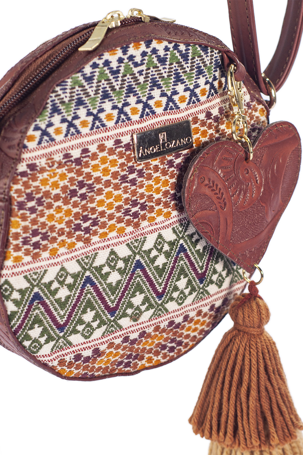 Bolso tipo Crossbody A ÁNGELOZANO de Piel Vacuna con bordado artesanal de Chiapas, Modelo Rosy
