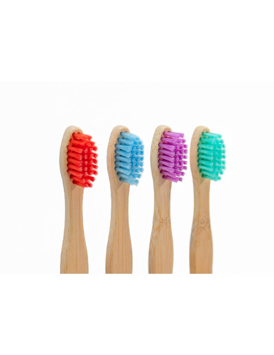 Kit 4 Cepillos de Dientes Para Niños Ecowood de Bambu Biodegradable con Cerdas Suaves