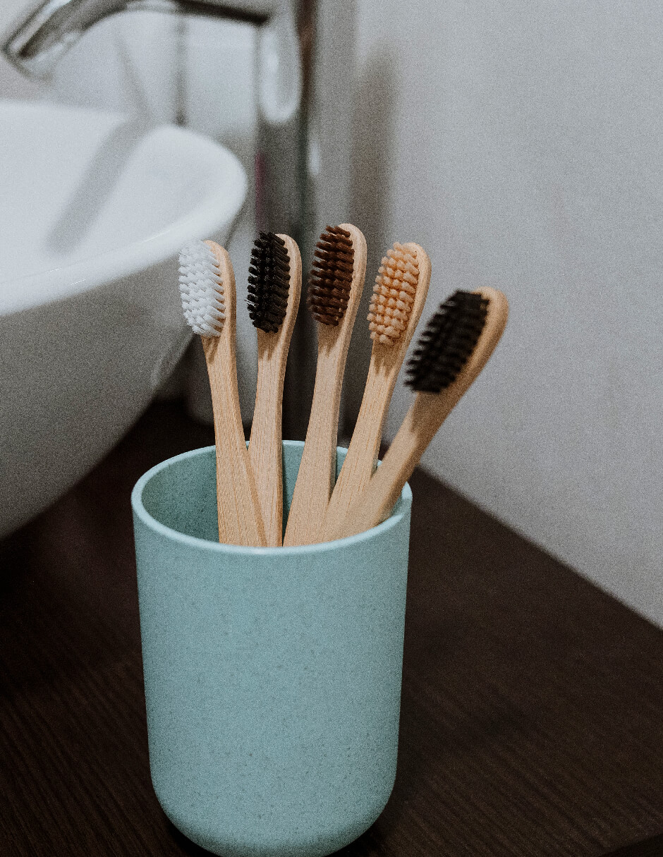 Kit 5 Cepillos de Dientes Ecowood de Bambu Biodegradable con Cerdas Suaves