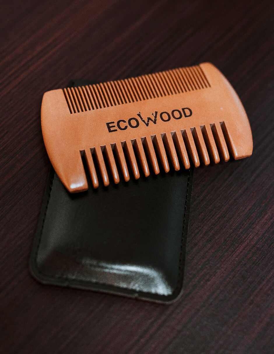 Peine de Barba y Bigote para Hombre Ecowood de Bambú con Funda de Vinil Incluida