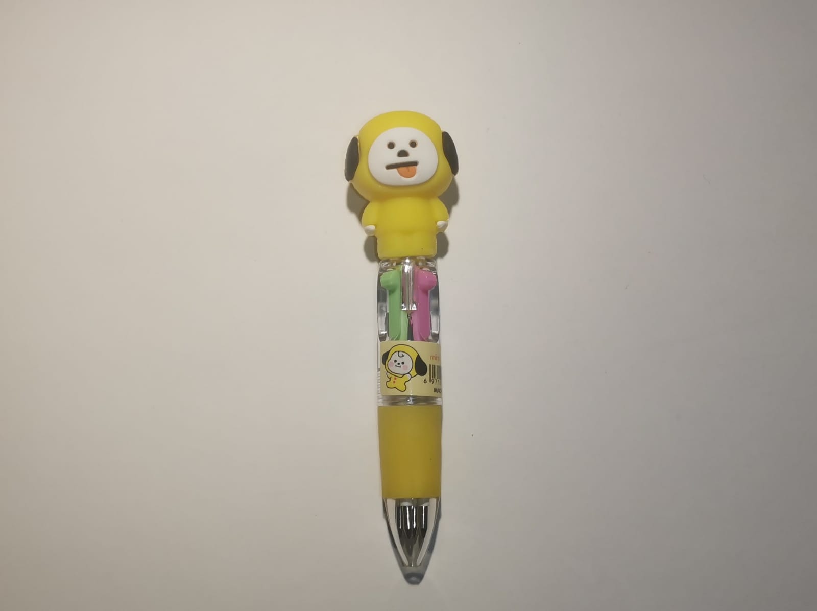 Serie de plumas de dibujos animados k pop 4 colores 