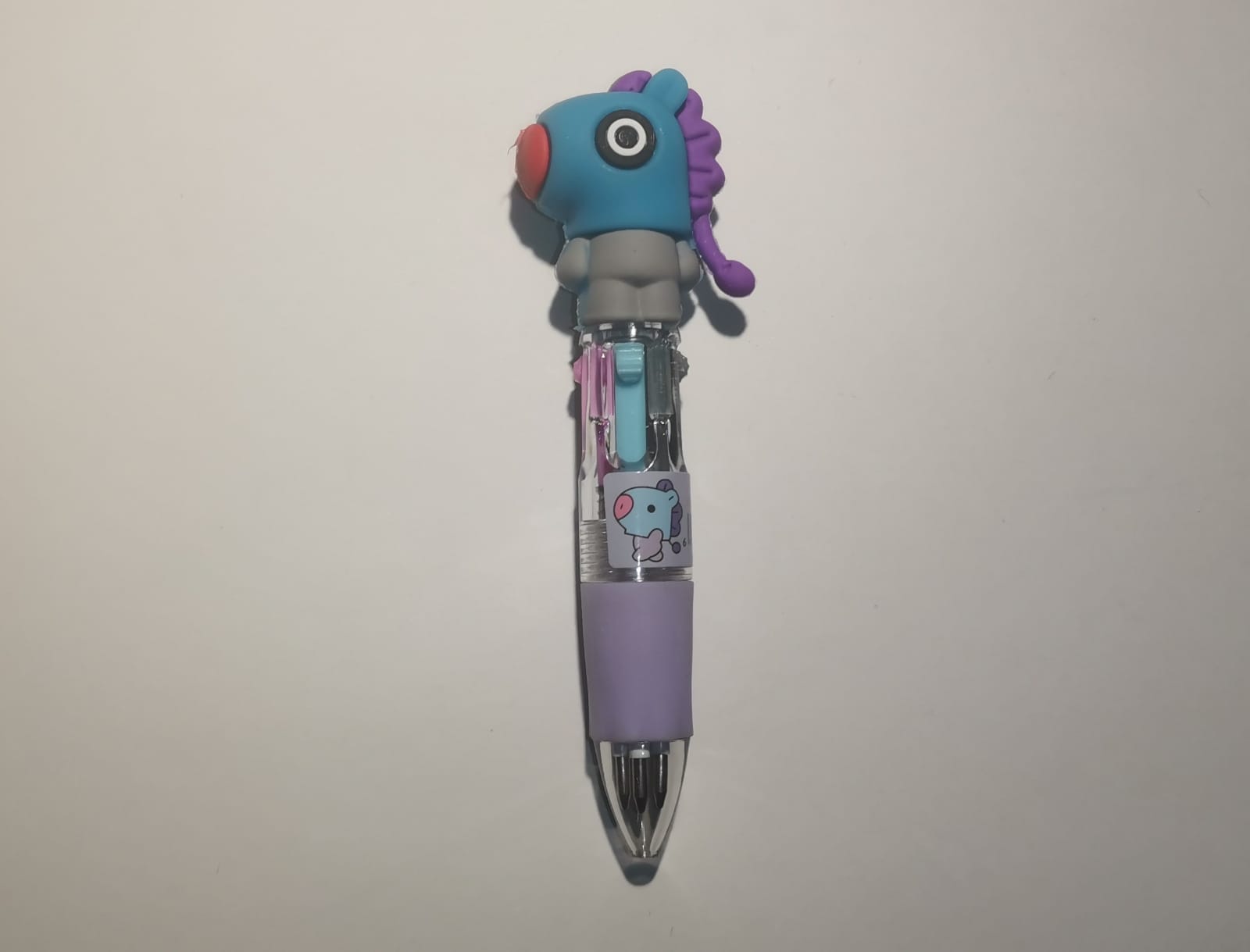 Serie de plumas de dibujos animados k pop 4 colores 