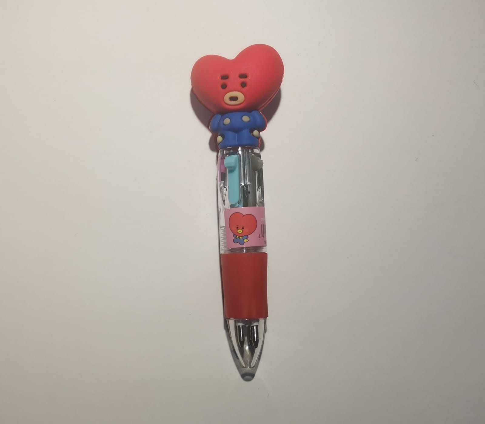 Serie de plumas de dibujos animados k pop 4 colores 