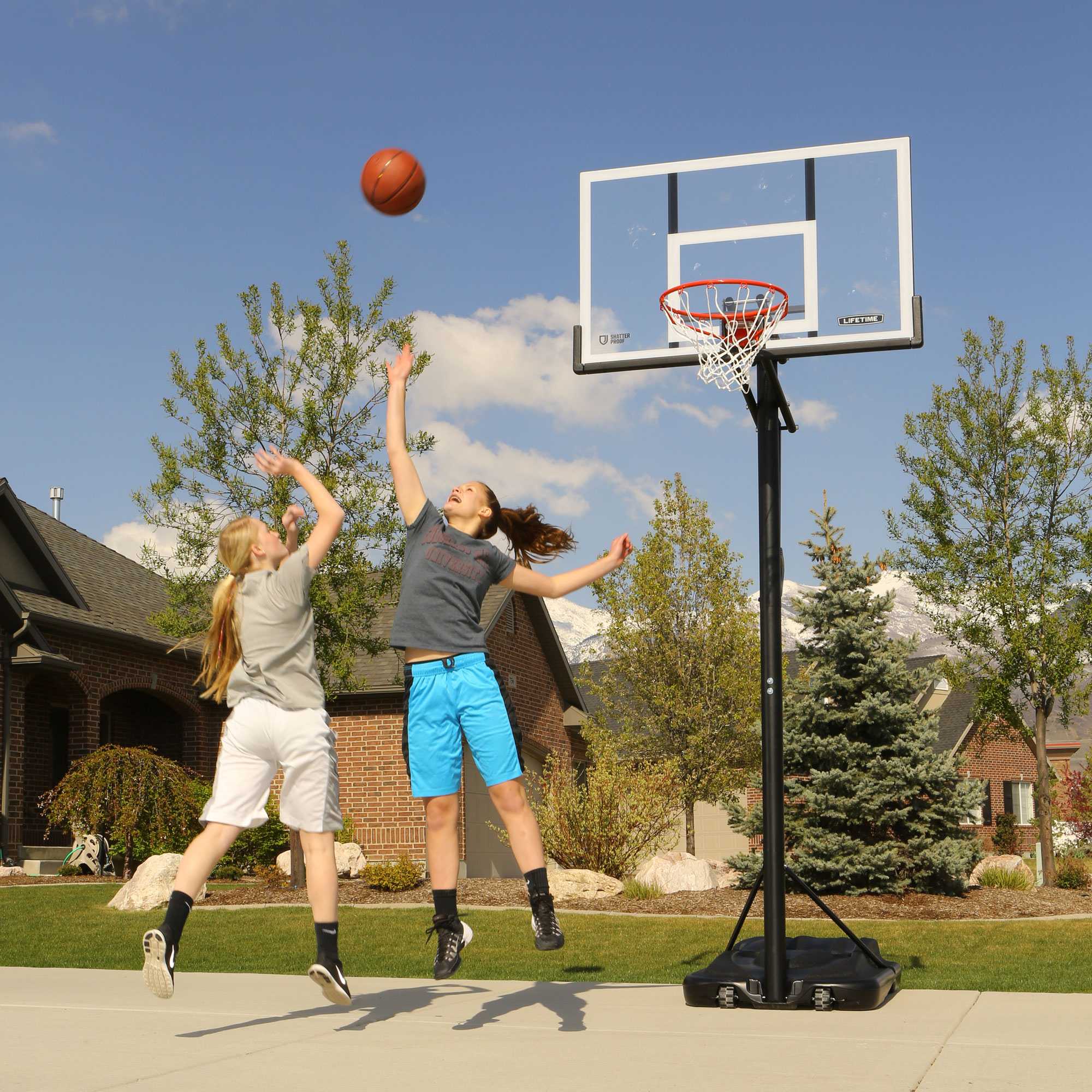 Tablero de Basquetbol portatil de 54 pulgadas Lifetime Ajustable - Polycarbonato