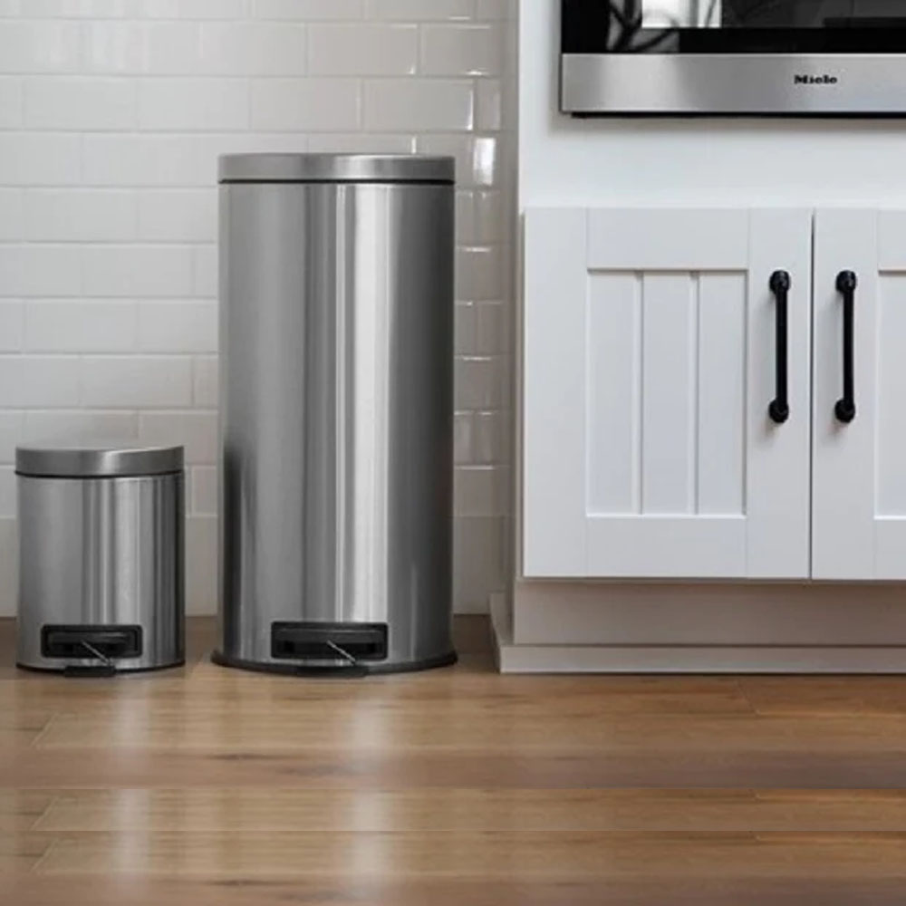 Set 2 Botes de Basura de Acero Inoxidable con Pedal