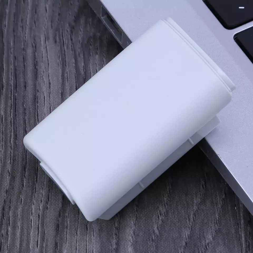 Tapa cajita xbox 360 caja baterías control color negro