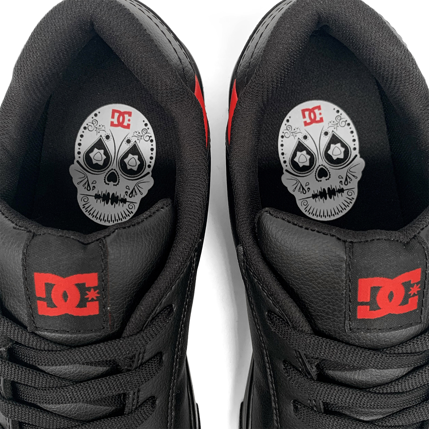 Tenis DC Shoes para Hombre Notch ADYS100500OSB + Laces GRATIS.