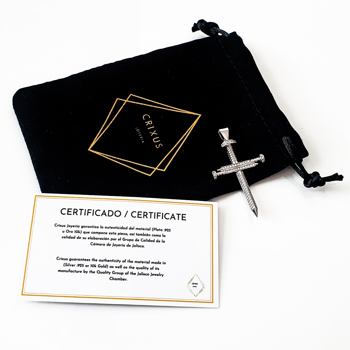 Dije de cruz de plata .925 para hombre de clavos con piedra zirconia y baño de rodio