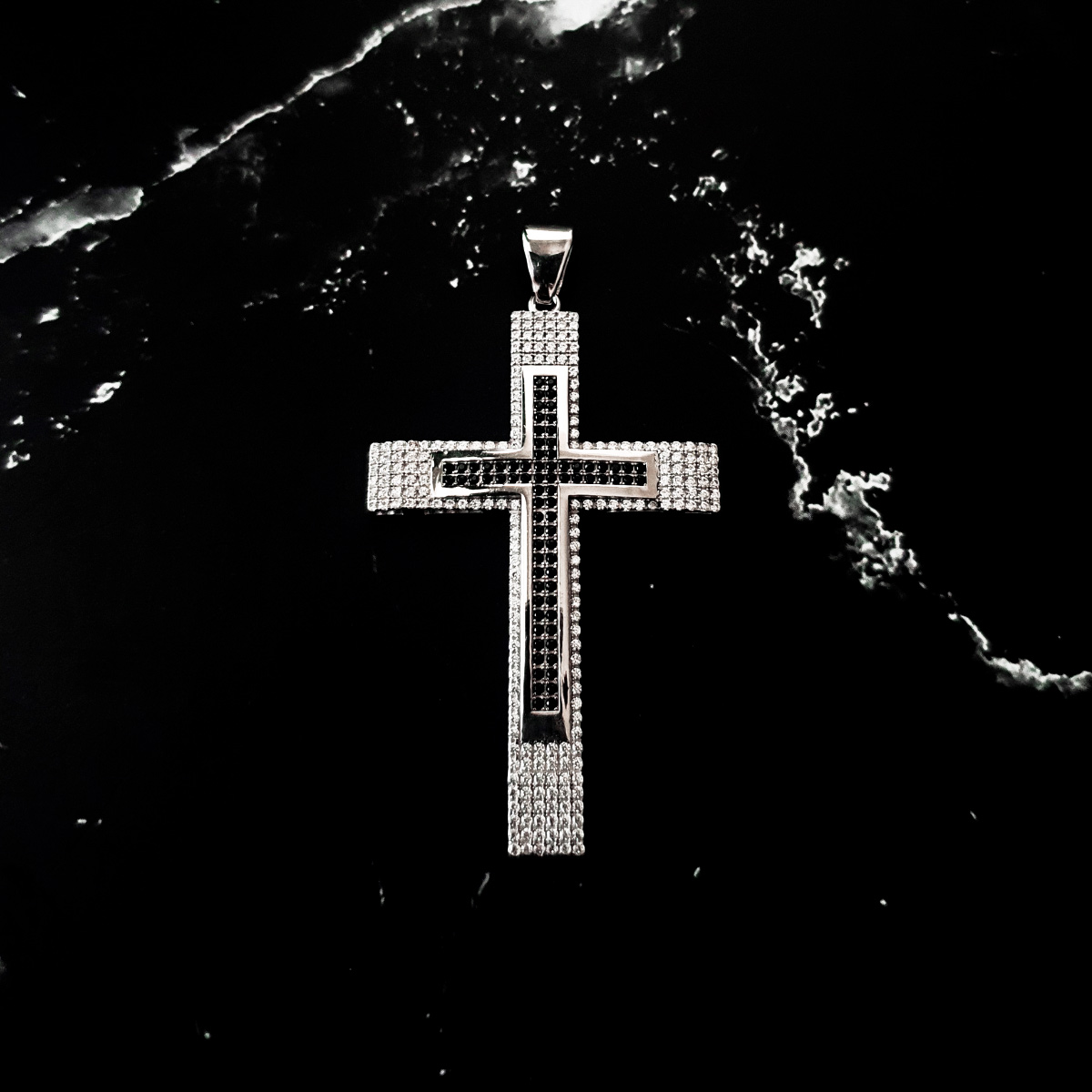 Cruz de plata .925 hombre bitono con piedra zirconia suiza y rodio blanco