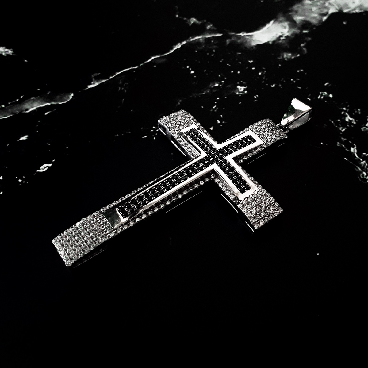 Cruz de plata .925 hombre bitono con piedra zirconia suiza y rodio blanco