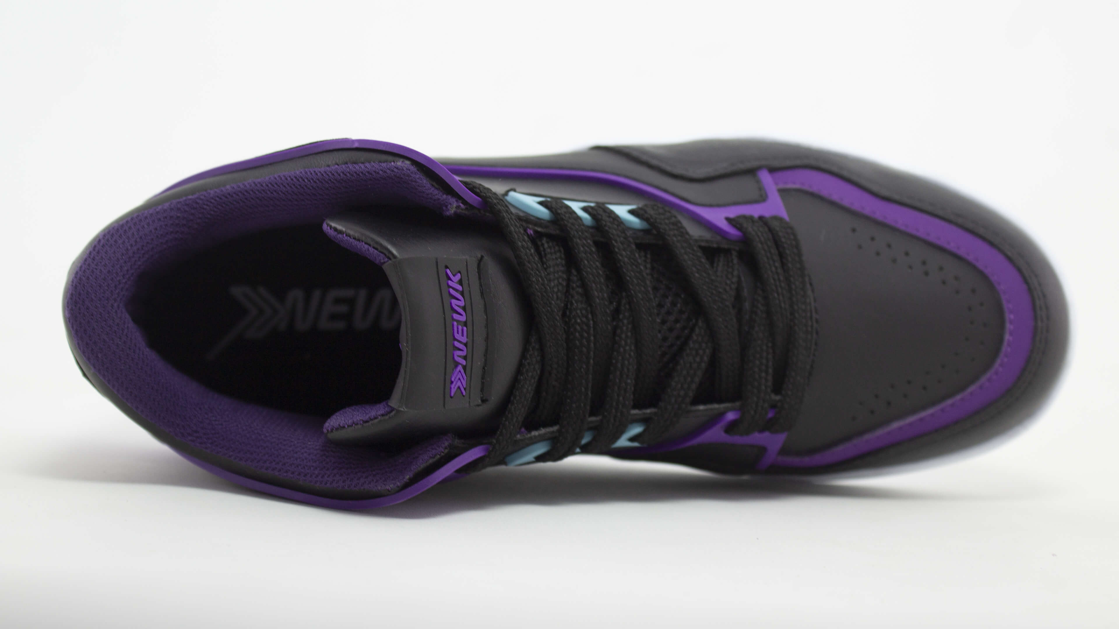 Tenis Newk Para Hombre Línea Glow Color Negro Morado
