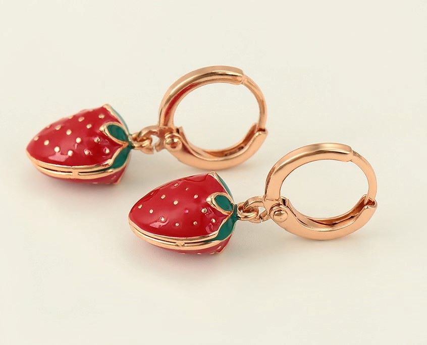 Aretes Fresa Niña y Mujer Oro Laminado Rosado 18k Arracadas Huggies Finas