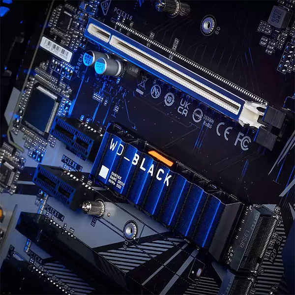 SSD M.2 2TB Western Digital PCIeGen4 Consola PS5 WDS200T2XHE