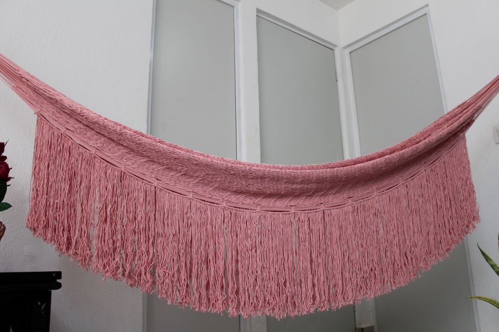 Hamaca de Algodón Modelo Tulum Color Rosa.