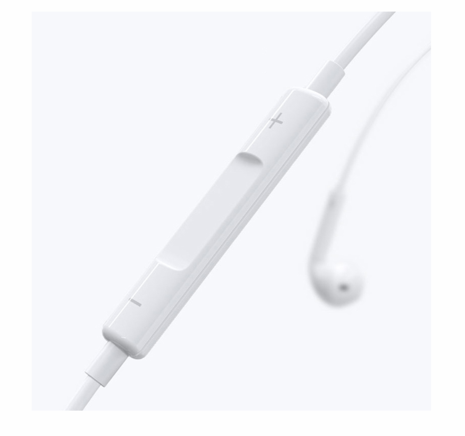 Audífonos alámbricos manos libres 3.5mm control de volumen calidad de audio material resistente diseño ergonómico 031