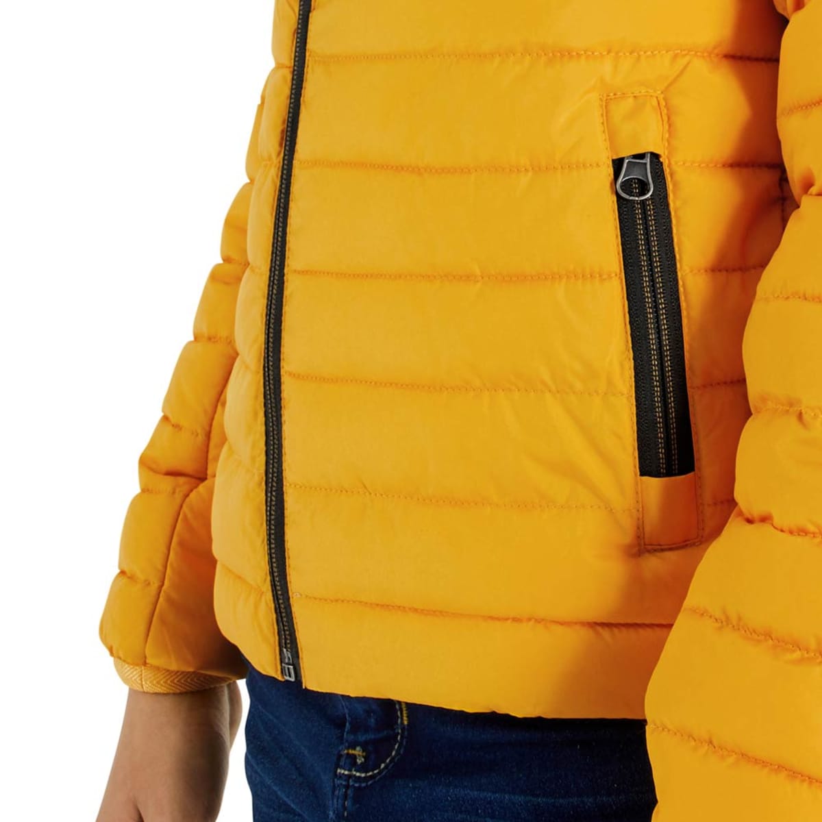 Chamarra amarillo mostaza para niño, marca Next & Co., mod. 996393
