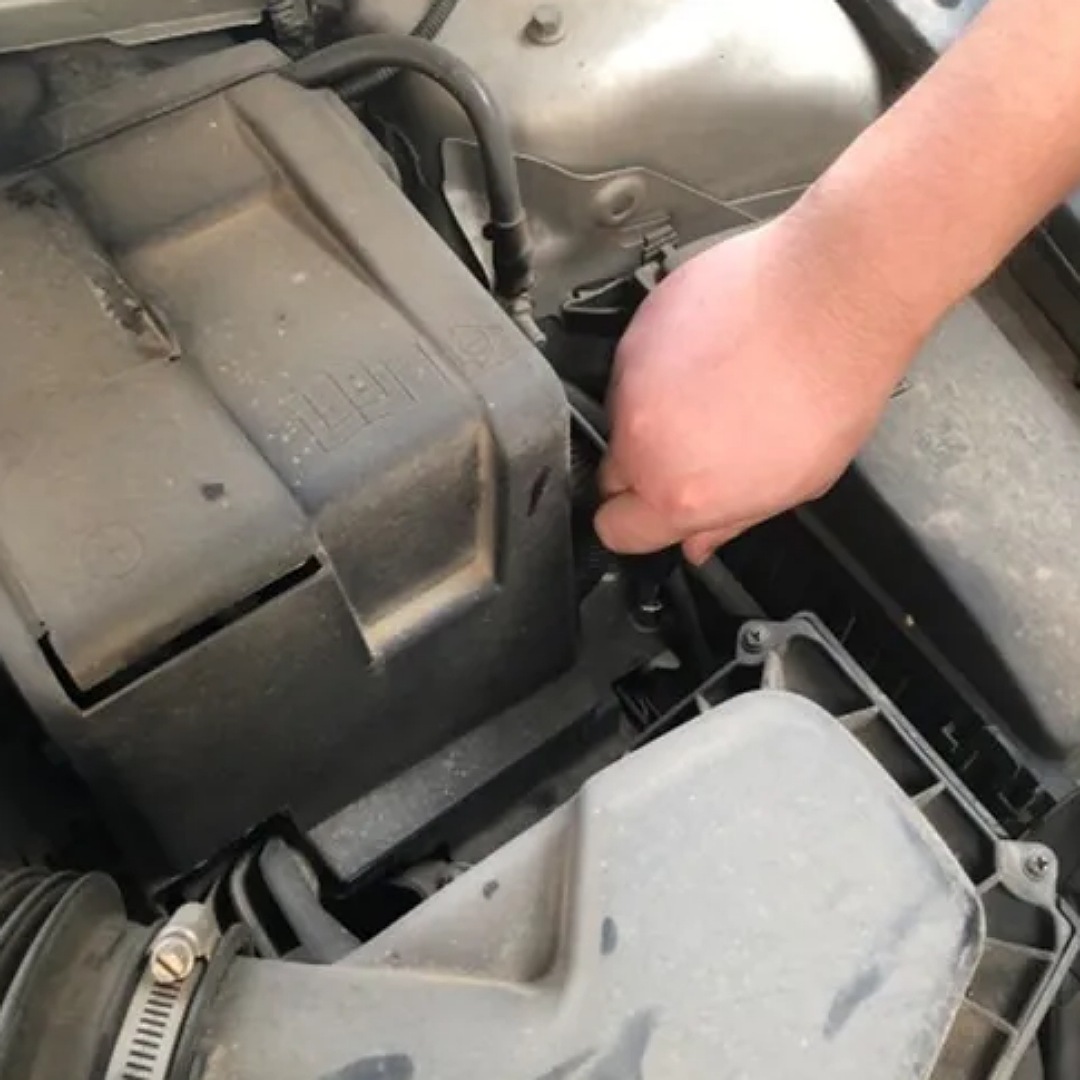 Juego De Herramientas Portátil 24 Pzs C/pinza Dado Estrella