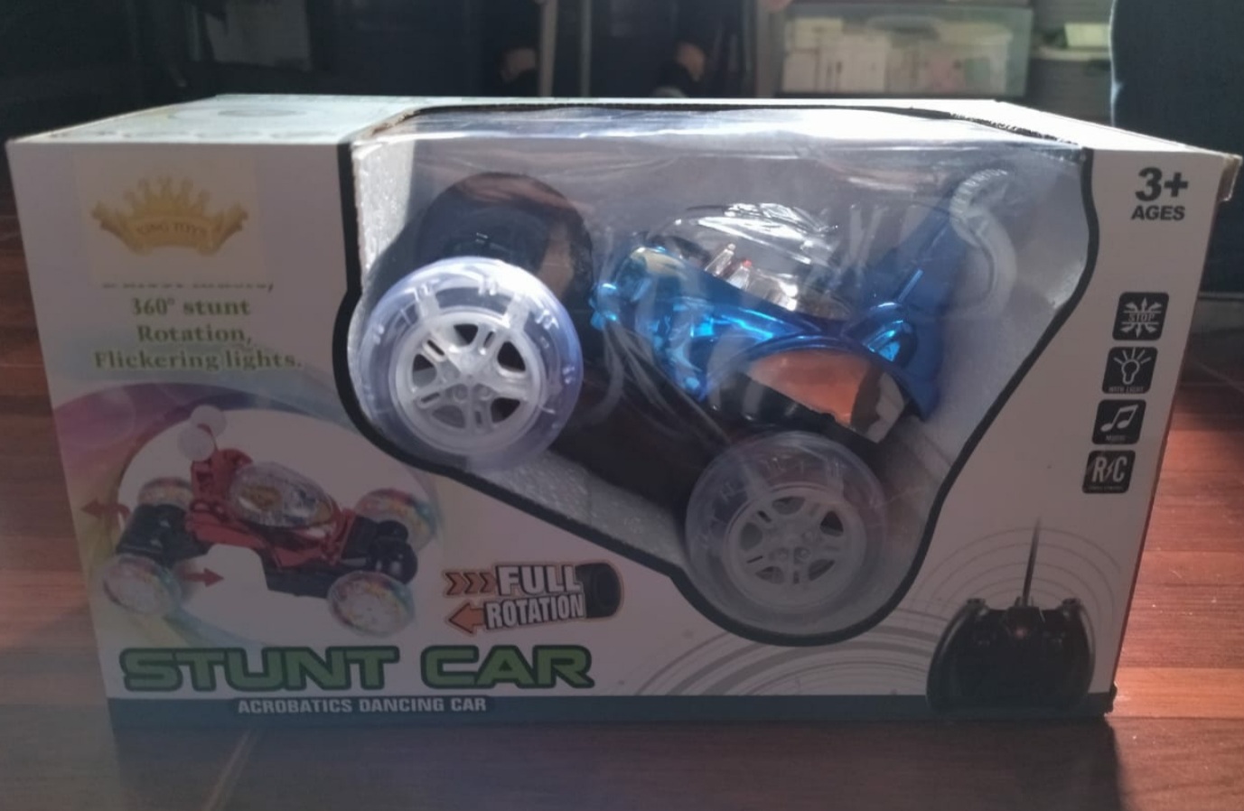 Carro R/c Stunt Car Azul Bailarín Acrobacias Luces Y Música 360 Grados