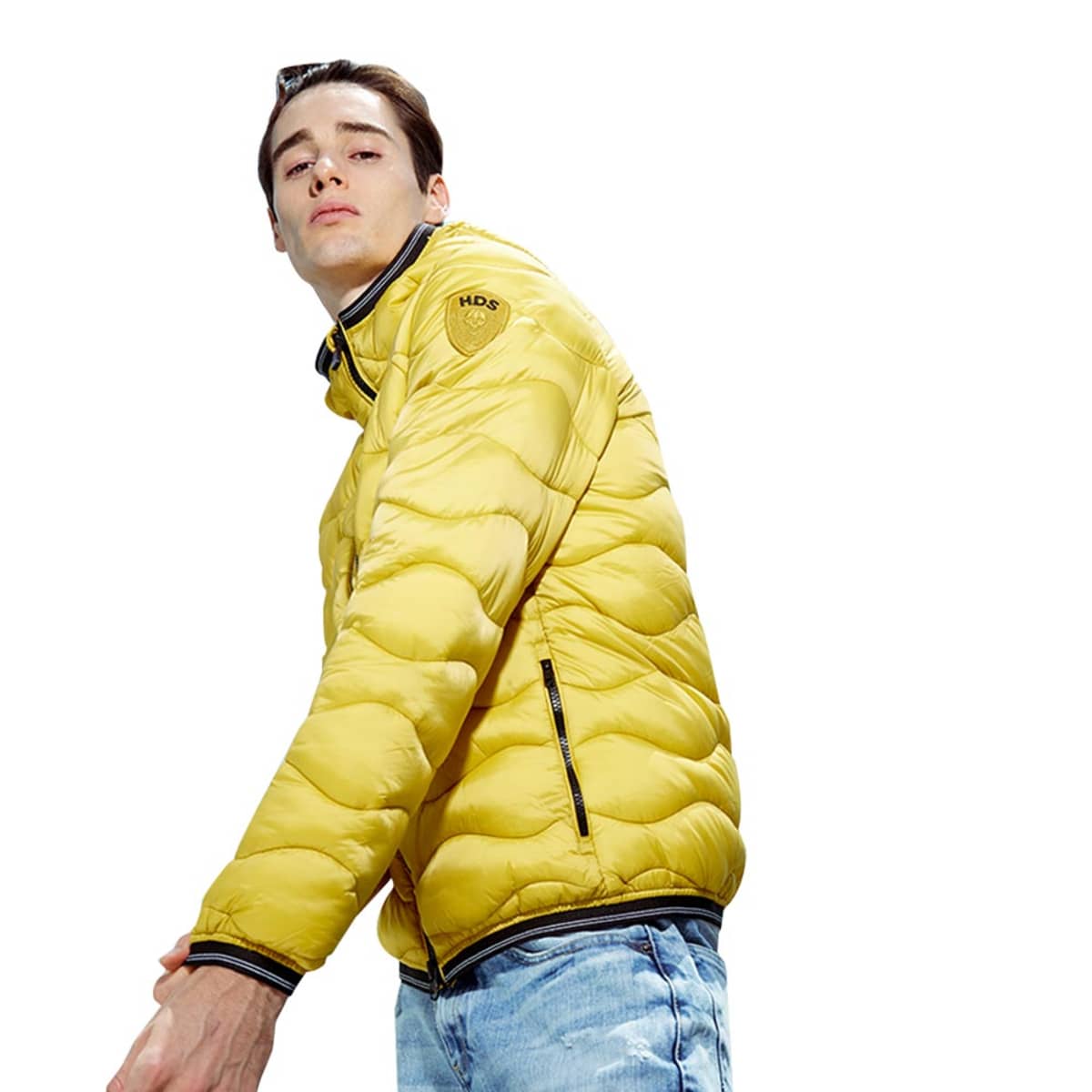 Chamarra Casual Repelente Al Agua Hard Soda color Amarillo para Hombre 1038199