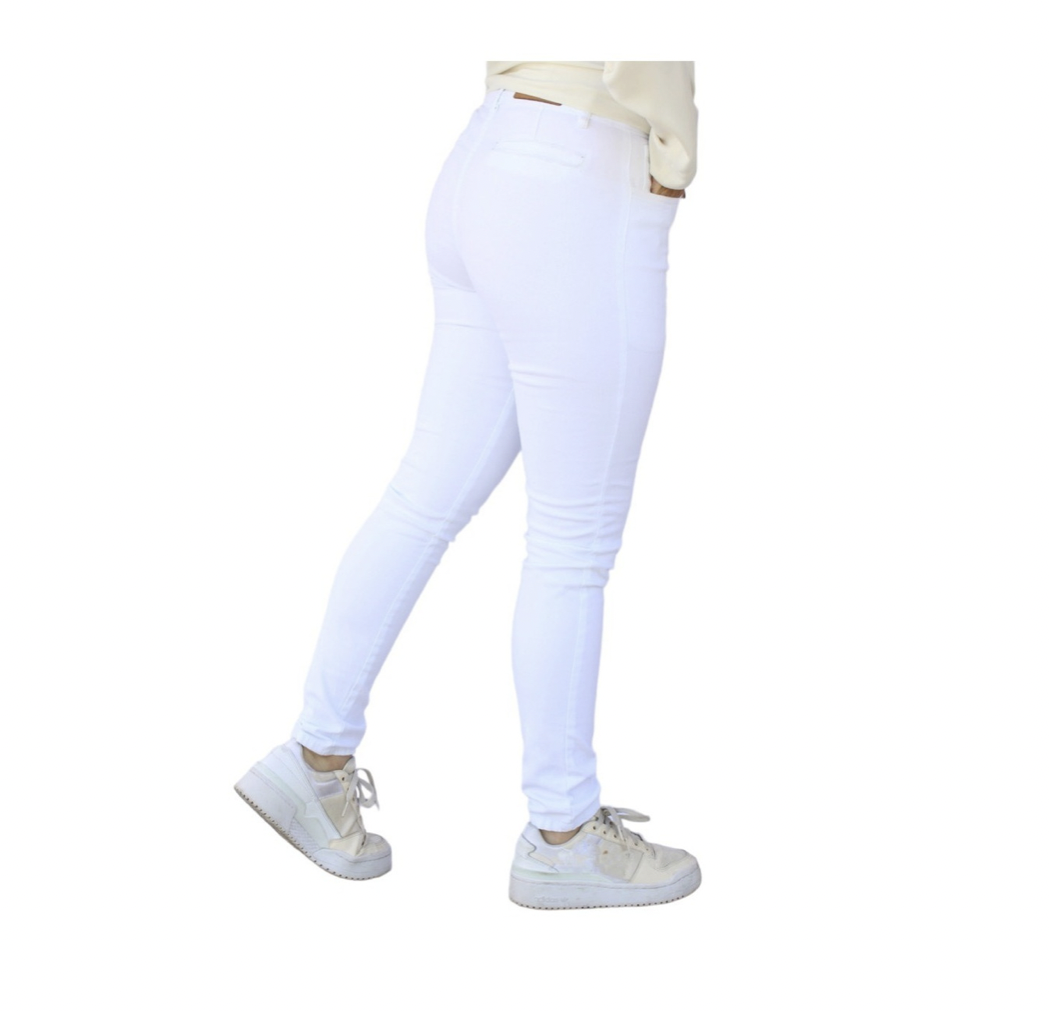 Pantalón Skinny de Gabardina Stretch para Dama.