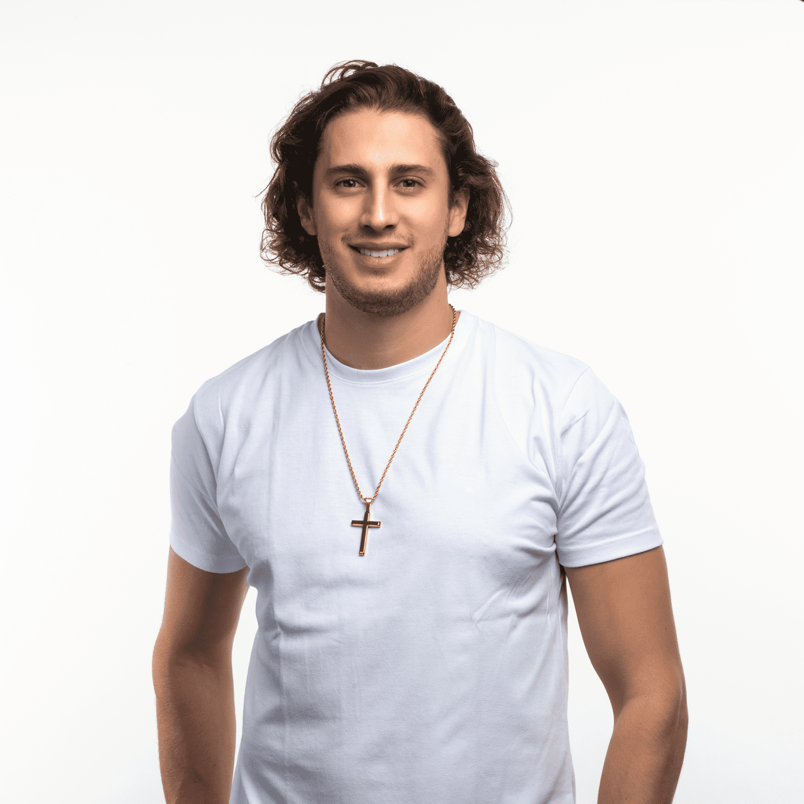 LUCKMAN Collar Hombre de Cruz  , Cadena con Dije, Acero Inoxidable con Baño de Oro 18k - Modelo Ethan