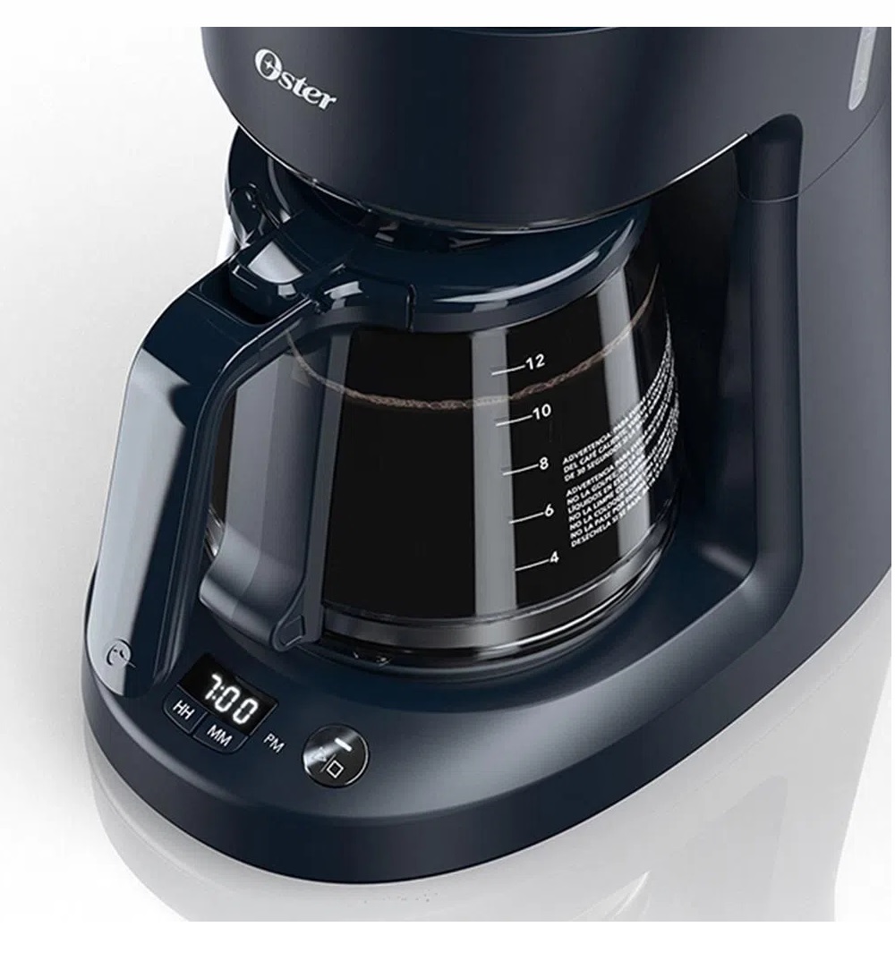 Cafetera programable Oster de 12 tazas Negra BVSTDCP12B