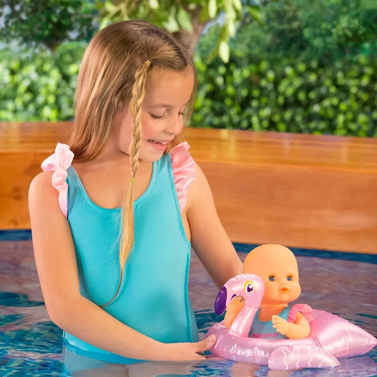 Nenuco ¡Hora De Nadar! con flotador