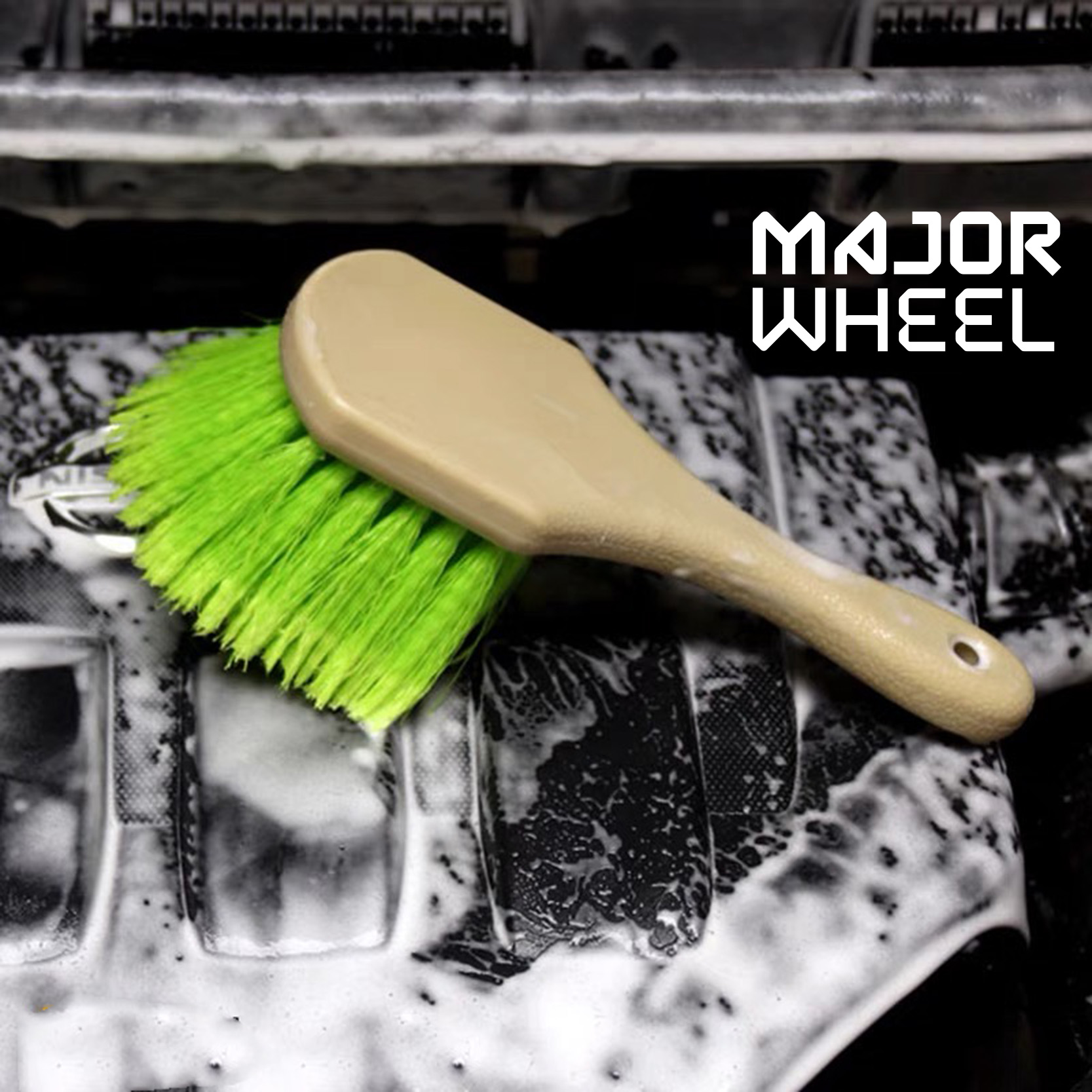 Cepillo Para lavado de Llantas en Coches y Motos