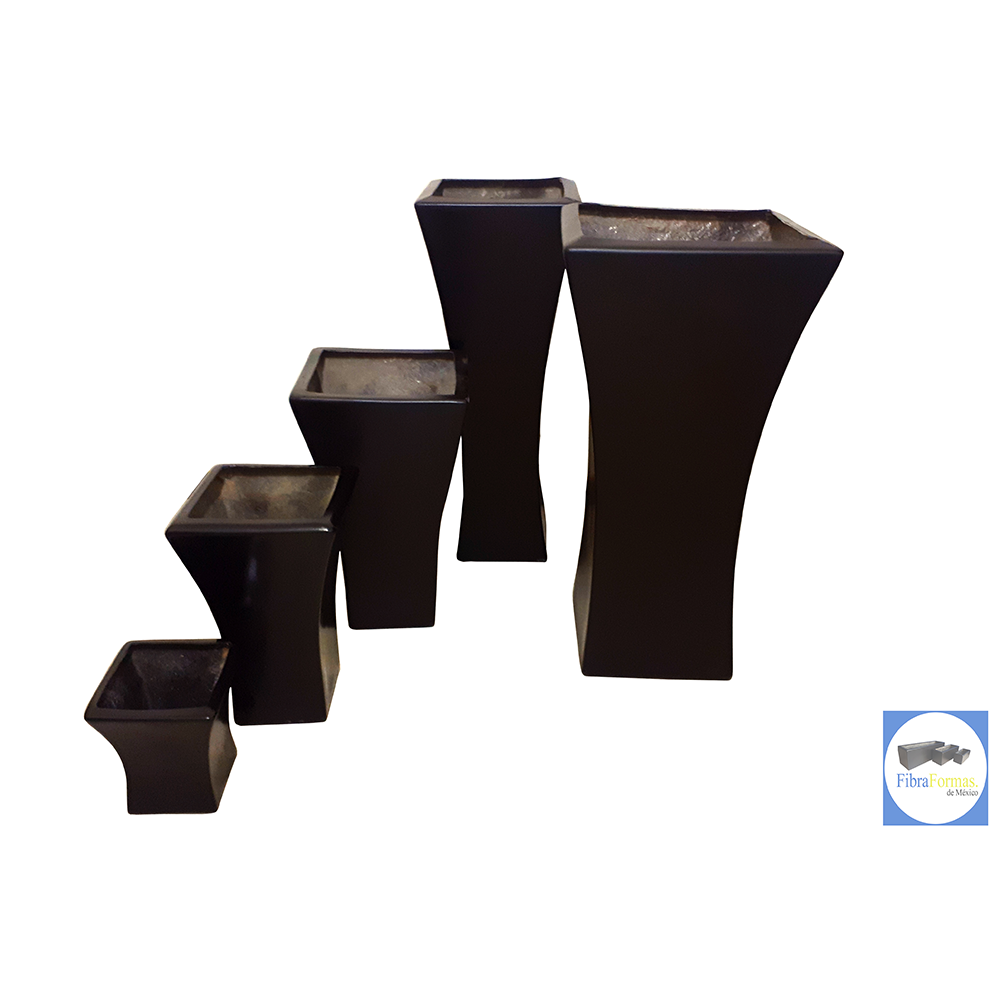 Maceta de fibra de vidrio modelo Francés Extra grande chocolate*